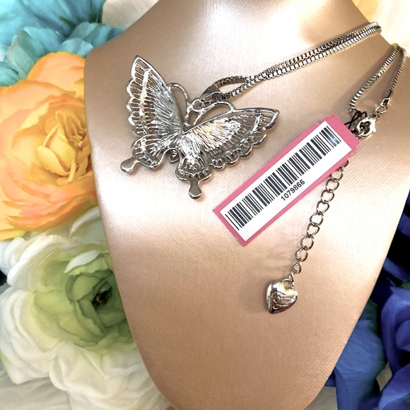 NEW! Iridescent Butterfly Pendant Necklace By Betsey Johnson - Picture 4 of 5